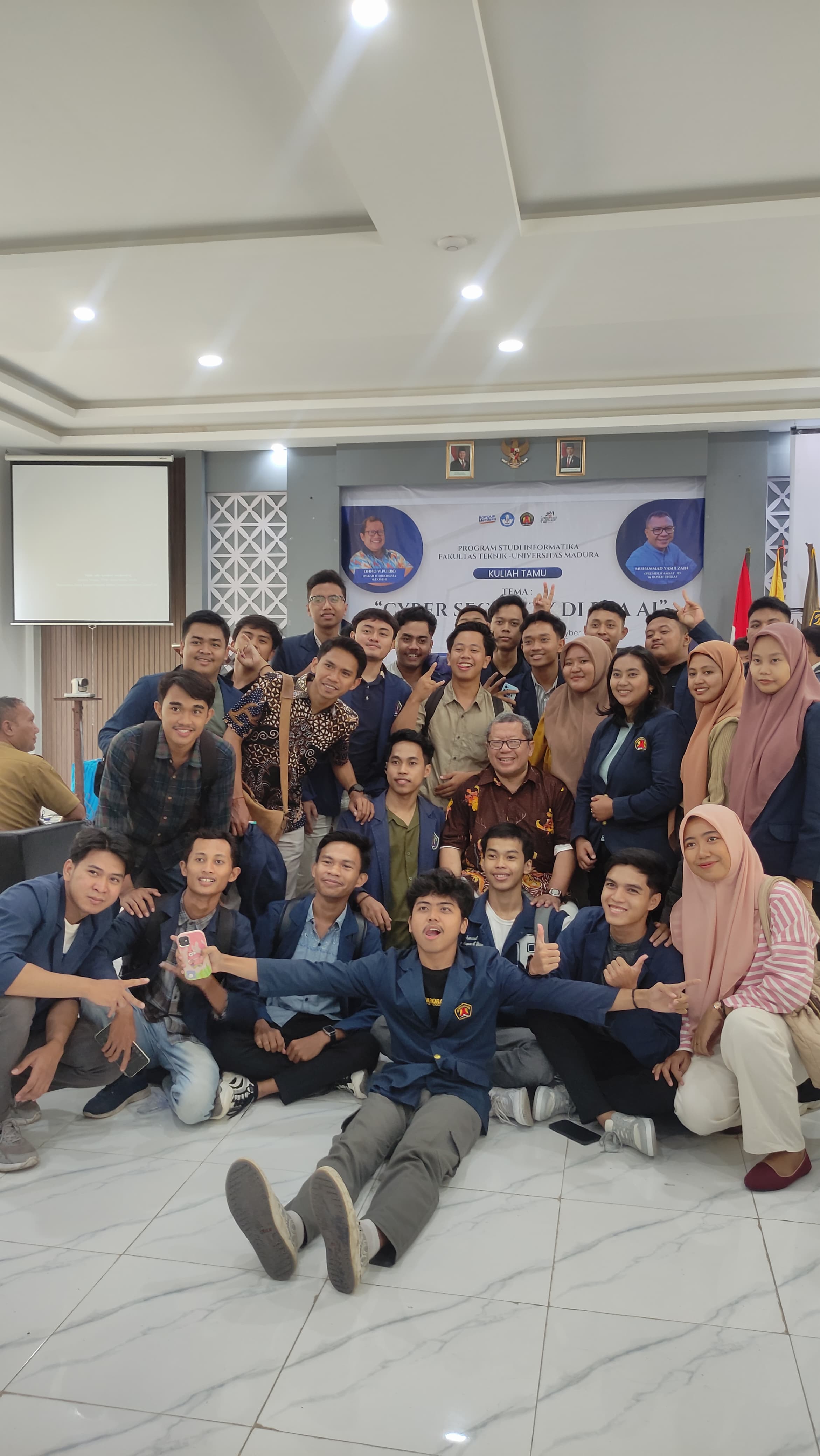 Cyber Security di era AI berama bpk. Onno W. Purbo